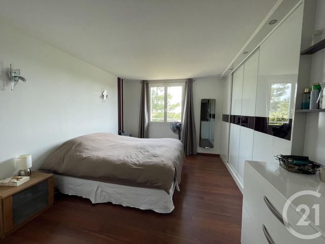 Afficher la photo en grand maison à vendre - 6 pièces - 166.0 m2 - LE MESNIL LE ROI - 78 - ILE-DE-FRANCE - Century 21 Laffitte Immobilier