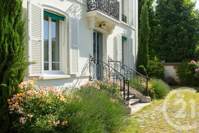 Afficher la photo en grand maison à vendre - 9 pièces - 206.15 m2 - MAISONS LAFFITTE - 78 - ILE-DE-FRANCE - Century 21 Laffitte Immobilier