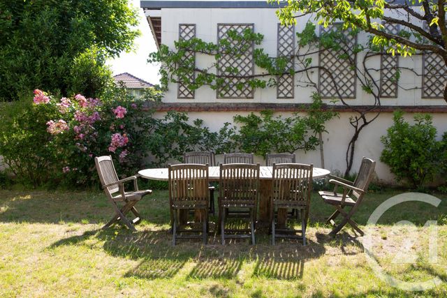 Afficher la photo en grand maison à vendre - 9 pièces - 206.15 m2 - MAISONS LAFFITTE - 78 - ILE-DE-FRANCE - Century 21 Laffitte Immobilier