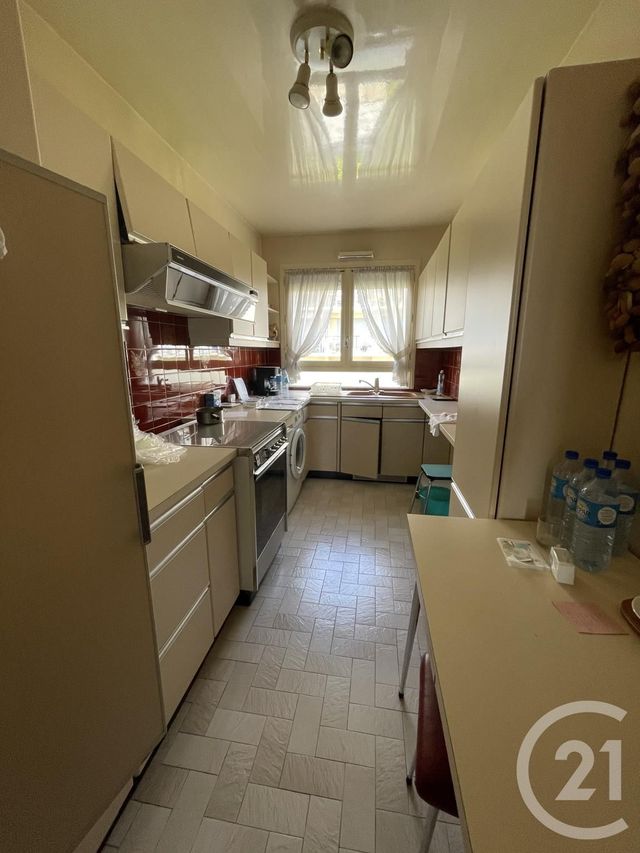 Afficher la photo en grand Appartement F3 à vendre - 3 pièces - 69.11 m2 - MAISONS LAFFITTE - 78 - ILE-DE-FRANCE - Century 21 Laffitte Immobilier