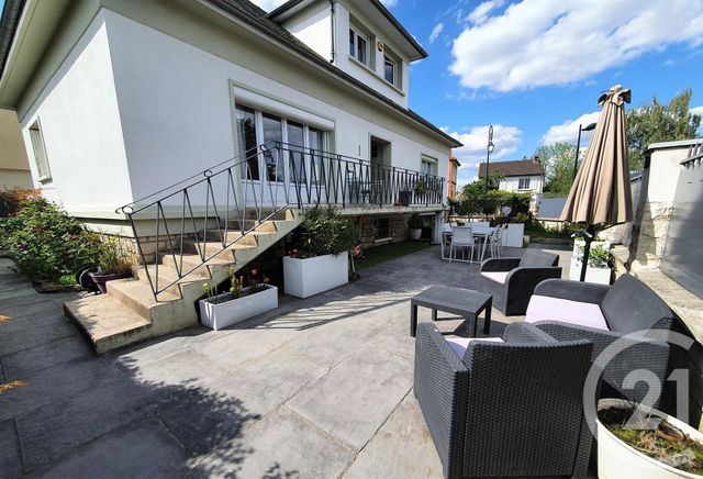 maison à vendre - 8 pièces - 156.0 m2 - LE MESNIL LE ROI - 78 - ILE-DE-FRANCE - Century 21 Laffitte Immobilier maison à vendre - 8 pièces - 156.0 m2 - LE MESNIL LE ROI - 78 - ILE-DE-FRANCE - Century 21 Laffitte Immobilier