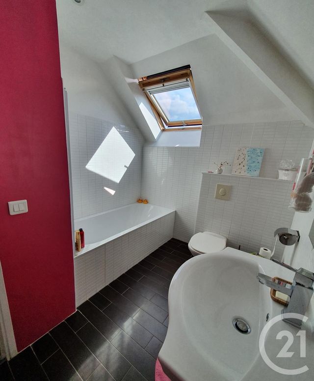 maison à vendre - 8 pièces - 156.0 m2 - LE MESNIL LE ROI - 78 - ILE-DE-FRANCE - Century 21 Laffitte Immobilier maison à vendre - 8 pièces - 156.0 m2 - LE MESNIL LE ROI - 78 - ILE-DE-FRANCE - Century 21 Laffitte Immobilier