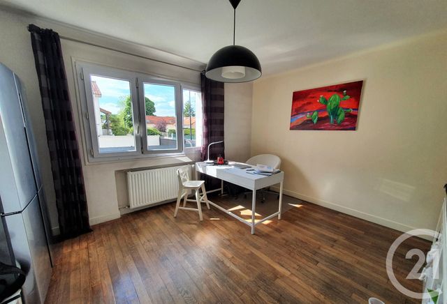 maison à vendre - 8 pièces - 156.0 m2 - LE MESNIL LE ROI - 78 - ILE-DE-FRANCE - Century 21 Laffitte Immobilier maison à vendre - 8 pièces - 156.0 m2 - LE MESNIL LE ROI - 78 - ILE-DE-FRANCE - Century 21 Laffitte Immobilier
