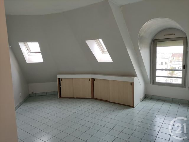 Studio à vendre - 1 pièce - 25.3 m2 - MAISONS LAFFITTE - 78 - ILE-DE-FRANCE - Century 21 Laffitte Immobilier Studio à vendre - 1 pièce - 25.3 m2 - MAISONS LAFFITTE - 78 - ILE-DE-FRANCE - Century 21 Laffitte Immobilier
