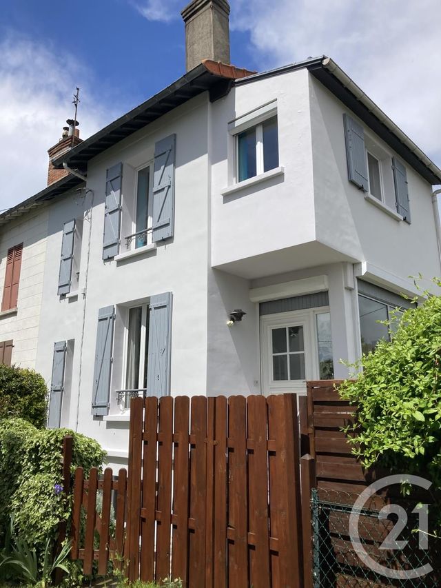 maison à vendre - 5 pièces - 85.11 m2 - MAISONS LAFFITTE - 78 - ILE-DE-FRANCE - Century 21 Laffitte Immobilier maison à vendre - 5 pièces - 85.11 m2 - MAISONS LAFFITTE - 78 - ILE-DE-FRANCE - Century 21 Laffitte Immobilier