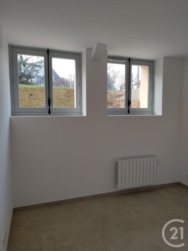 Appartement Souplex à louer - 2 pièces - 26.15 m2 - MAISONS LAFFITTE - 78 - ILE-DE-FRANCE - Century 21 Laffitte Immobilier Appartement Souplex à louer - 2 pièces - 26.15 m2 - MAISONS LAFFITTE - 78 - ILE-DE-FRANCE - Century 21 Laffitte Immobilier