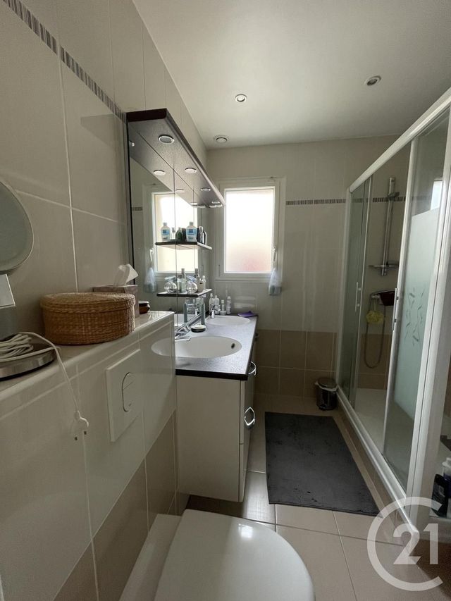 maison à vendre - 5 pièces - 153.2 m2 - LE MESNIL LE ROI - 78 - ILE-DE-FRANCE - Century 21 Laffitte Immobilier maison à vendre - 5 pièces - 153.2 m2 - LE MESNIL LE ROI - 78 - ILE-DE-FRANCE - Century 21 Laffitte Immobilier