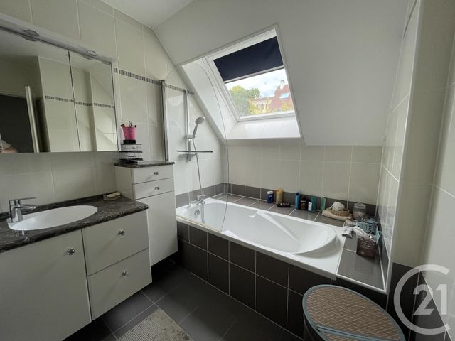 maison à vendre - 5 pièces - 153.2 m2 - LE MESNIL LE ROI - 78 - ILE-DE-FRANCE - Century 21 Laffitte Immobilier maison à vendre - 5 pièces - 153.2 m2 - LE MESNIL LE ROI - 78 - ILE-DE-FRANCE - Century 21 Laffitte Immobilier
