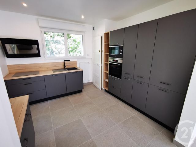 maison à vendre - 6 pièces - 159.11 m2 - MAISONS LAFFITTE - 78 - ILE-DE-FRANCE - Century 21 Laffitte Immobilier maison à vendre - 6 pièces - 159.11 m2 - MAISONS LAFFITTE - 78 - ILE-DE-FRANCE - Century 21 Laffitte Immobilier