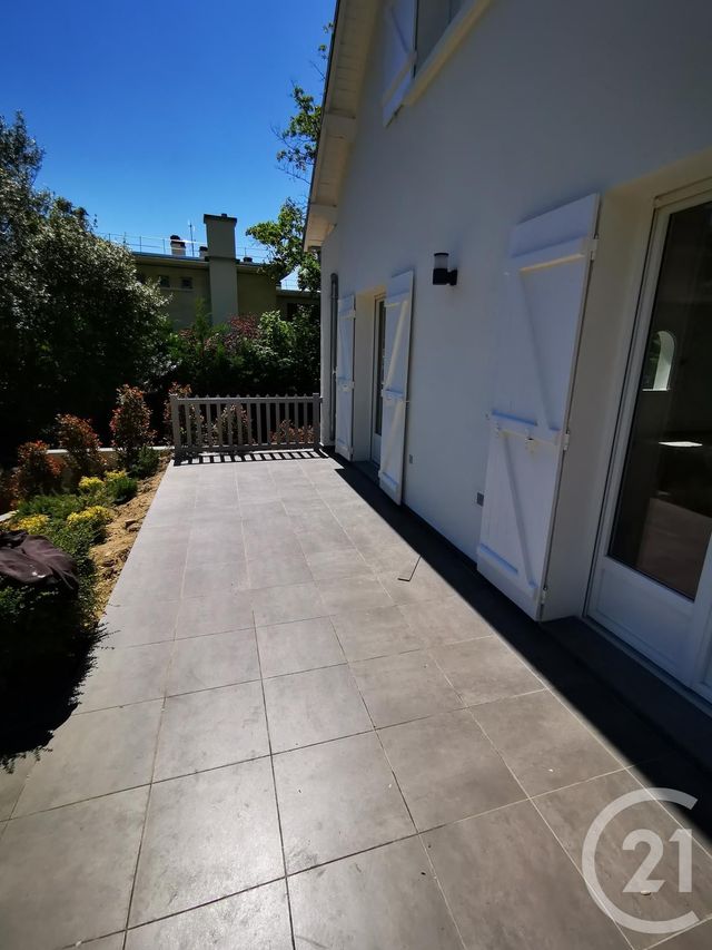 maison à vendre - 6 pièces - 159.11 m2 - MAISONS LAFFITTE - 78 - ILE-DE-FRANCE - Century 21 Laffitte Immobilier maison à vendre - 6 pièces - 159.11 m2 - MAISONS LAFFITTE - 78 - ILE-DE-FRANCE - Century 21 Laffitte Immobilier
