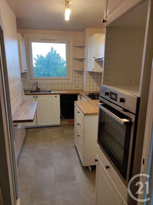 Appartement F4 à louer - 3 pièces - 58.0 m2 - MAISONS LAFFITTE - 78 - ILE-DE-FRANCE - Century 21 Laffitte Immobilier Appartement F4 à louer - 3 pièces - 58.0 m2 - MAISONS LAFFITTE - 78 - ILE-DE-FRANCE - Century 21 Laffitte Immobilier