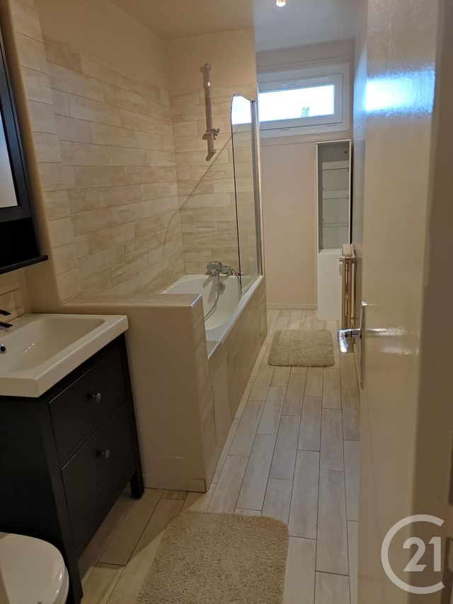 Appartement F4 à louer - 3 pièces - 58.0 m2 - MAISONS LAFFITTE - 78 - ILE-DE-FRANCE - Century 21 Laffitte Immobilier Appartement F4 à louer - 3 pièces - 58.0 m2 - MAISONS LAFFITTE - 78 - ILE-DE-FRANCE - Century 21 Laffitte Immobilier