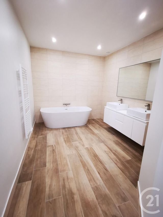 Afficher la photo en grand maison à vendre - 9 pièces - 303.0 m2 - MAISONS LAFFITTE - 78 - ILE-DE-FRANCE - Century 21 Laffitte Immobilier