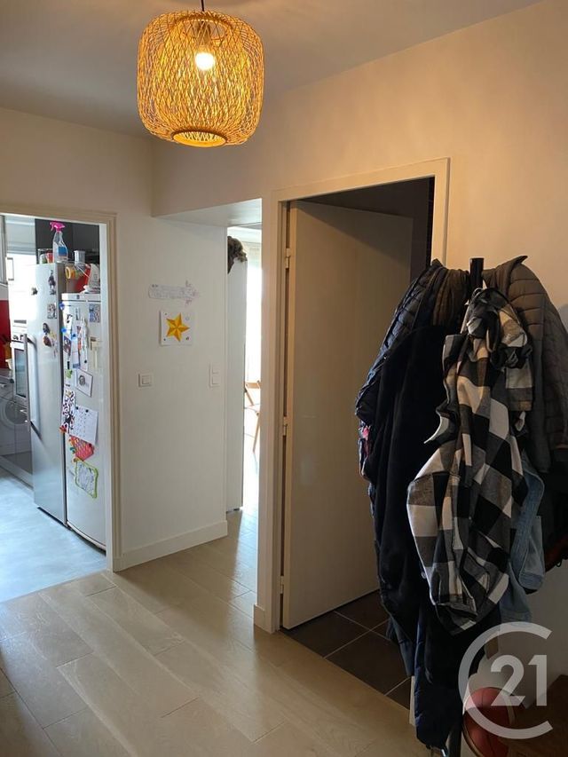 Afficher la photo en grand Appartement F5 à vendre - 5 pièces - 95.5 m2 - MAISONS LAFFITTE - 78 - ILE-DE-FRANCE - Century 21 Laffitte Immobilier