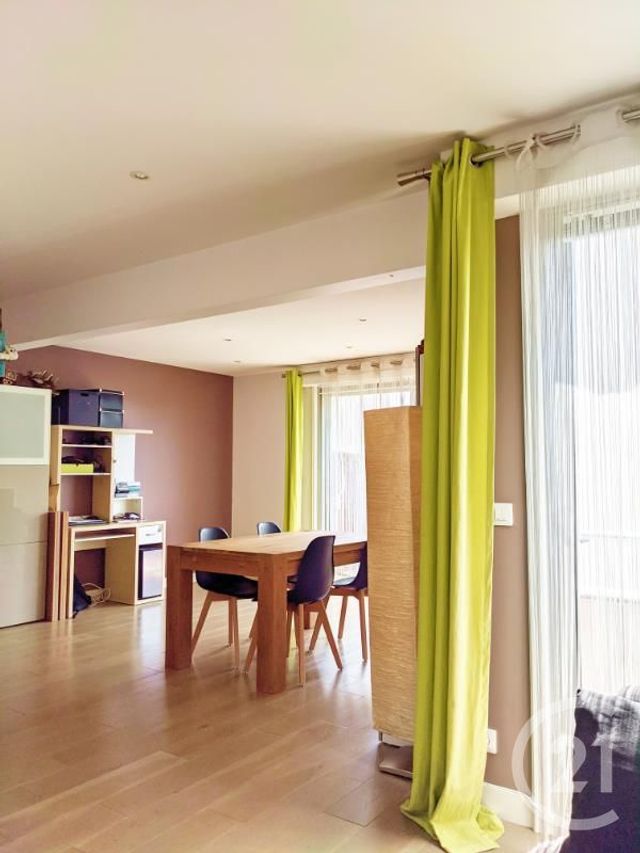 Afficher la photo en grand Appartement F5 à vendre - 5 pièces - 95.5 m2 - MAISONS LAFFITTE - 78 - ILE-DE-FRANCE - Century 21 Laffitte Immobilier