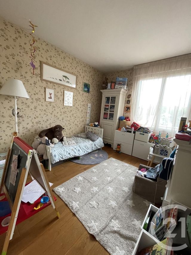 Afficher la photo en grand Appartement F5 à vendre - 5 pièces - 90.35 m2 - MAISONS LAFFITTE - 78 - ILE-DE-FRANCE - Century 21 Laffitte Immobilier