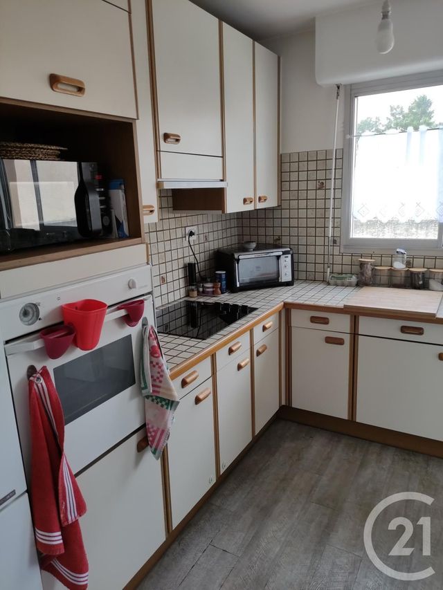 Afficher la photo en grand Appartement F3 à louer - 3 pièces - 80.0 m2 - MAISONS LAFFITTE - 78 - ILE-DE-FRANCE - Century 21 Laffitte Immobilier