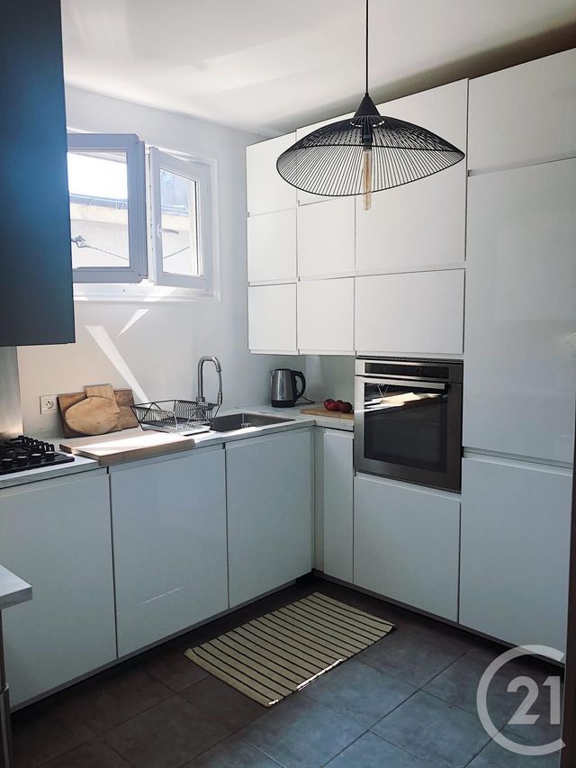 Afficher la photo en grand Appartement F4 à vendre - 4 pièces - 65.44 m2 - MAISONS LAFFITTE - 78 - ILE-DE-FRANCE - Century 21 Laffitte Immobilier