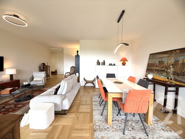 Afficher la photo en grand Appartement F5 à vendre - 5 pièces - 122.83 m2 - LE MESNIL LE ROI - 78 - ILE-DE-FRANCE - Century 21 Laffitte Immobilier