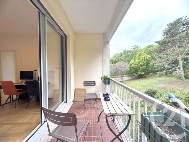 Afficher la photo en grand Appartement F5 à vendre - 5 pièces - 122.83 m2 - LE MESNIL LE ROI - 78 - ILE-DE-FRANCE - Century 21 Laffitte Immobilier