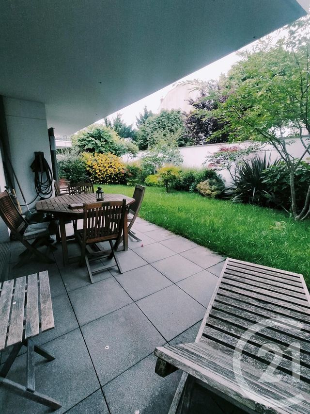 Afficher la photo en grand Appartement F5 à vendre - 5 pièces - 83.54 m2 - MAISONS LAFFITTE - 78 - ILE-DE-FRANCE - Century 21 Laffitte Immobilier
