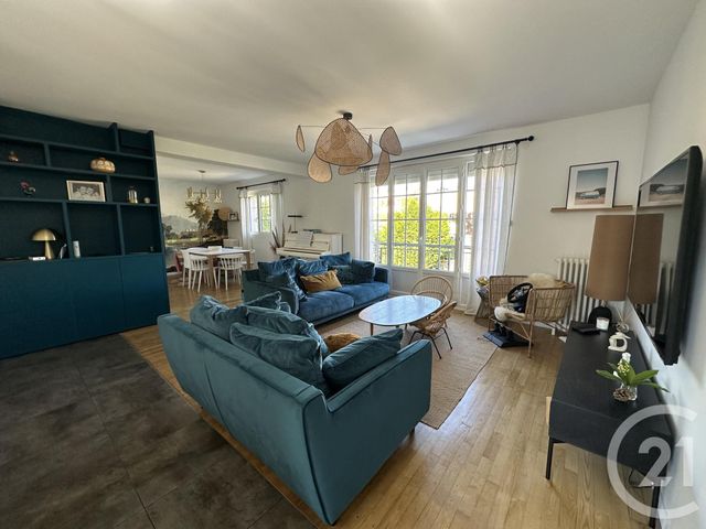 Afficher la photo en grand maison à vendre - 6 pièces - 115.49 m2 - LE MESNIL LE ROI - 78 - ILE-DE-FRANCE - Century 21 Laffitte Immobilier
