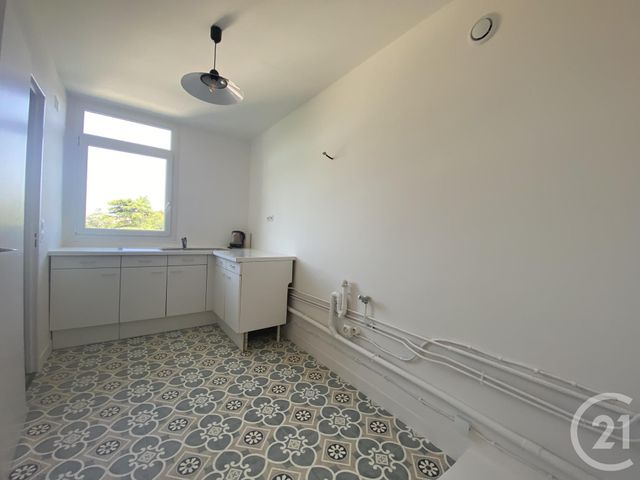 Appartement F5 à vendre - 5 pièces - 79.67 m2 - MAISONS LAFFITTE - 78 - ILE-DE-FRANCE - Century 21 Laffitte Immobilier