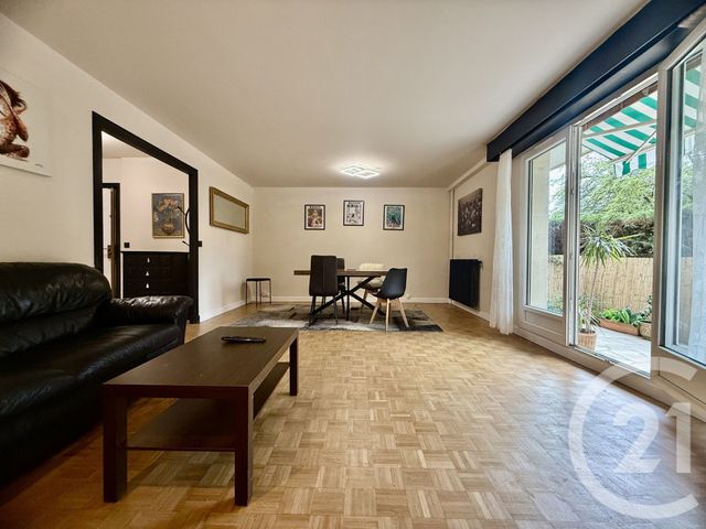 Afficher la photo en grand Appartement F5 à vendre - 5 pièces - 96.65 m2 - MAISONS LAFFITTE - 78 - ILE-DE-FRANCE - Century 21 Laffitte Immobilier