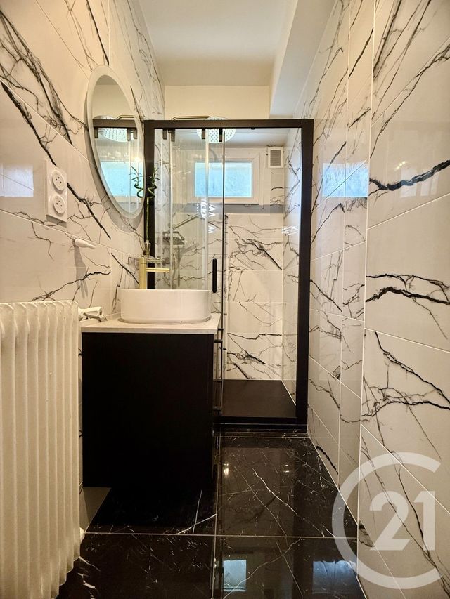 Afficher la photo en grand Appartement F5 à vendre - 5 pièces - 96.65 m2 - MAISONS LAFFITTE - 78 - ILE-DE-FRANCE - Century 21 Laffitte Immobilier