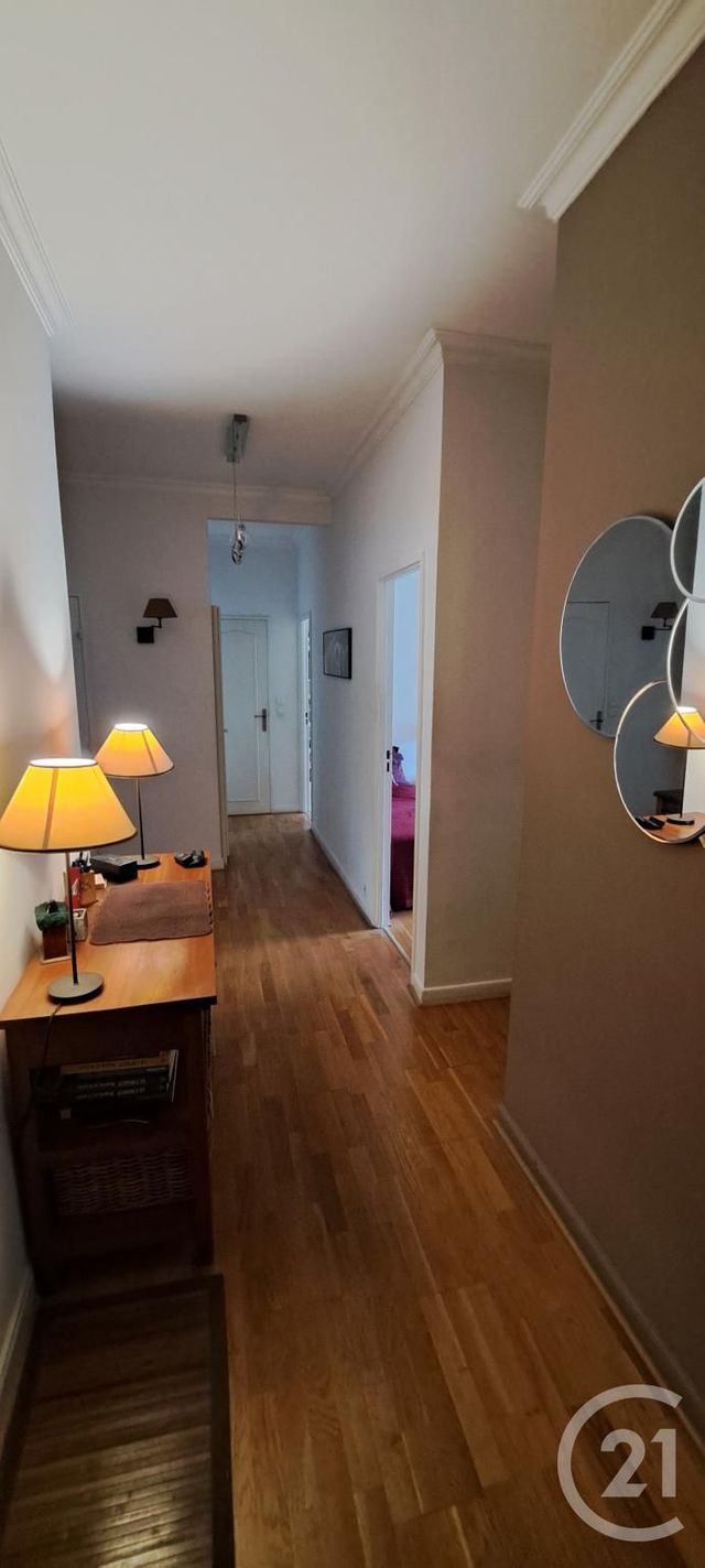 Afficher la photo en grand Appartement F5 à vendre - 5 pièces - 108.0 m2 - LE MESNIL LE ROI - 78 - ILE-DE-FRANCE - Century 21 Laffitte Immobilier