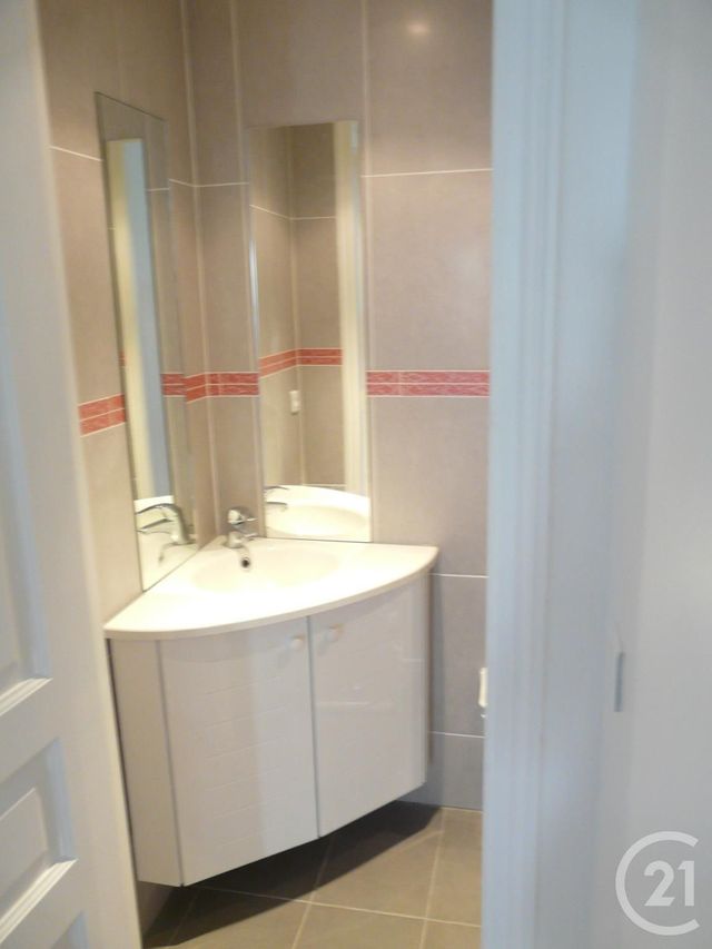 Appartement F3 à louer - 3 pièces - 55.31 m2 - MAISONS LAFFITTE - 78 - ILE-DE-FRANCE - Century 21 Laffitte Immobilier