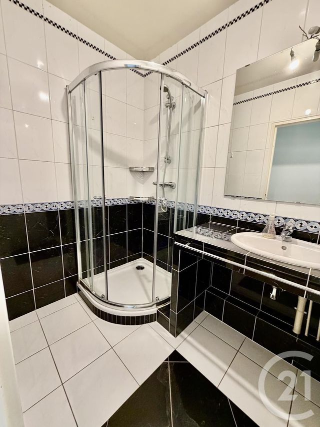 Appartement F5 à vendre - 5 pièces - 119.34 m2 - MAISONS LAFFITTE - 78 - ILE-DE-FRANCE - Century 21 Laffitte Immobilier