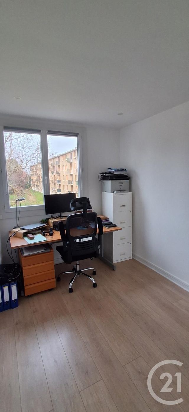 Appartement F3 à louer - 3 pièces - 52.92 m2 - MAISONS LAFFITTE - 78 - ILE-DE-FRANCE - Century 21 Laffitte Immobilier