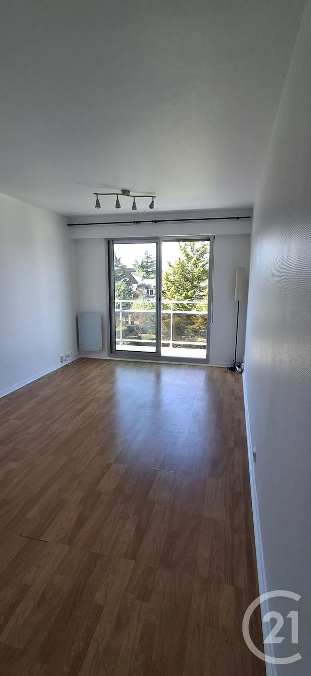 Appartement Studio à louer - 1 pièce - 28.0 m2 - MAISONS LAFFITTE - 78 - ILE-DE-FRANCE - Century 21 Laffitte Immobilier