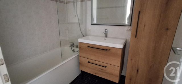 Appartement F3 à louer - 3 pièces - 71.97 m2 - MAISONS LAFFITTE - 78 - ILE-DE-FRANCE - Century 21 Laffitte Immobilier