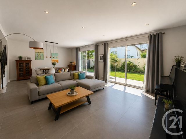 maison à vendre - 7 pièces - 191.68 m2 - MAISONS LAFFITTE - 78 - ILE-DE-FRANCE - Century 21 Laffitte Immobilier