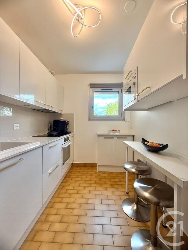 Appartement T3 à vendre - 3 pièces - 63.62 m2 - MAISONS LAFFITTE - 78 - ILE-DE-FRANCE - Century 21 Laffitte Immobilier