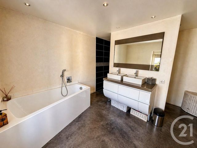 maison à vendre - 7 pièces - 127.78 m2 - MAISONS LAFFITTE - 78 - ILE-DE-FRANCE - Century 21 Laffitte Immobilier