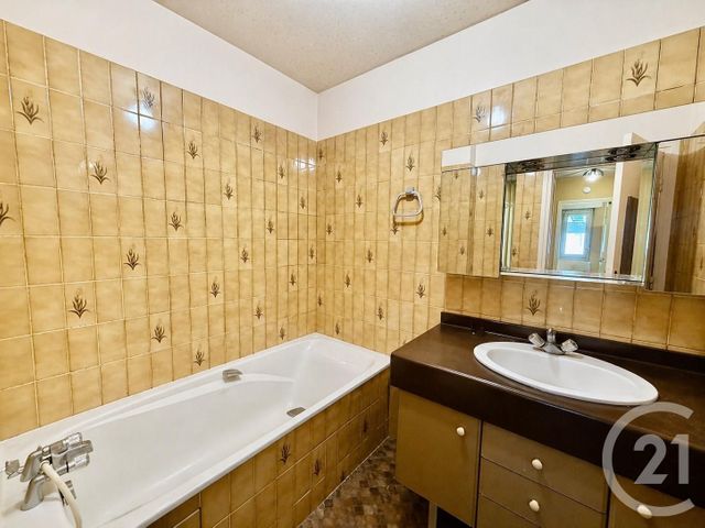 Appartement F3 à vendre - 3 pièces - 56.43 m2 - MAISONS LAFFITTE - 78 - ILE-DE-FRANCE - Century 21 Laffitte Immobilier