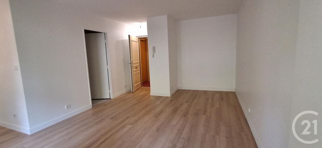 Appartement Studio à louer - 1 pièce - 30.0 m2 - MAISONS LAFFITTE - 78 - ILE-DE-FRANCE - Century 21 Laffitte Immobilier