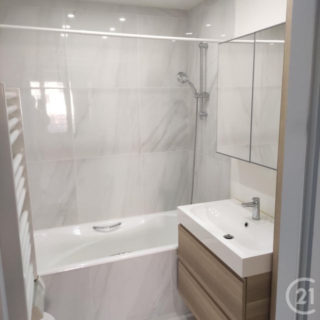 Appartement F4 à louer - 4 pièces - 87.59 m2 - MAISONS LAFFITTE - 78 - ILE-DE-FRANCE - Century 21 Laffitte Immobilier