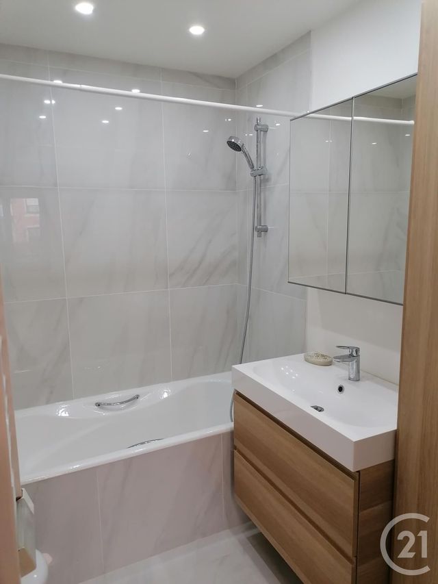 Appartement F4 à louer - 4 pièces - 87.59 m2 - MAISONS LAFFITTE - 78 - ILE-DE-FRANCE - Century 21 Laffitte Immobilier