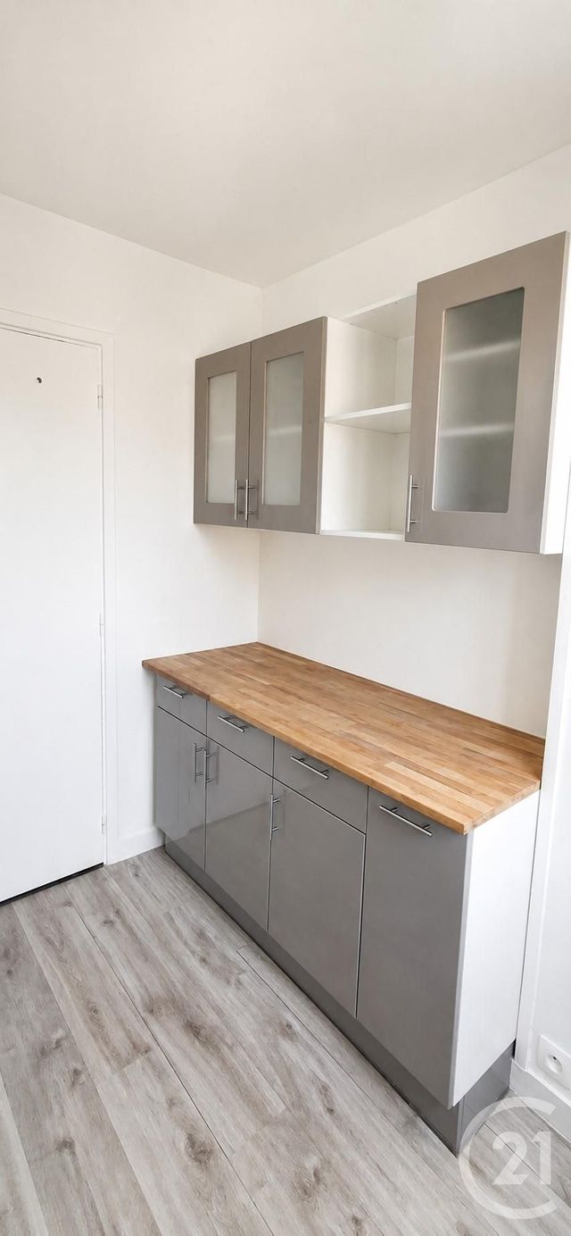 Appartement à louer - 3 pièces - 53.3 m2 - MAISONS LAFFITTE - 78 - ILE-DE-FRANCE - Century 21 Laffitte Immobilier
