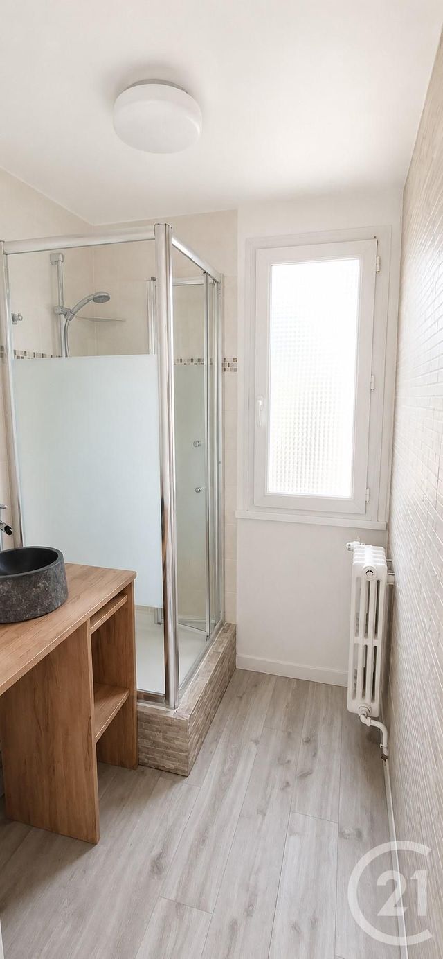 Appartement à louer - 3 pièces - 53.3 m2 - MAISONS LAFFITTE - 78 - ILE-DE-FRANCE - Century 21 Laffitte Immobilier