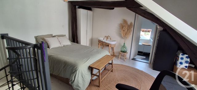 Appartement Duplex à louer - 2 pièces - 34.76 m2 - MAISONS LAFFITTE - 78 - ILE-DE-FRANCE - Century 21 Laffitte Immobilier