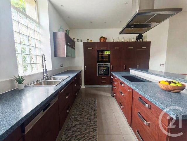 maison à vendre - 5 pièces - 212.0 m2 - LE MESNIL LE ROI - 78 - ILE-DE-FRANCE - Century 21 Laffitte Immobilier